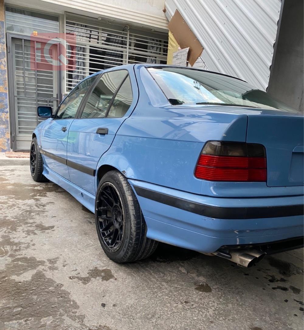 بي ام دبليو الفئة 3